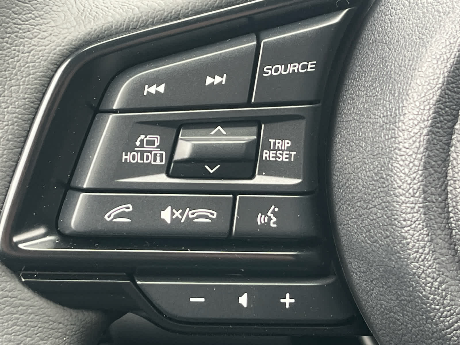 2026 Subaru Outback Limited - Photo 19