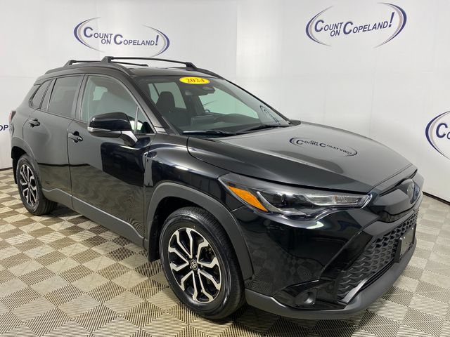  Toyota Corolla Cross Hybrid