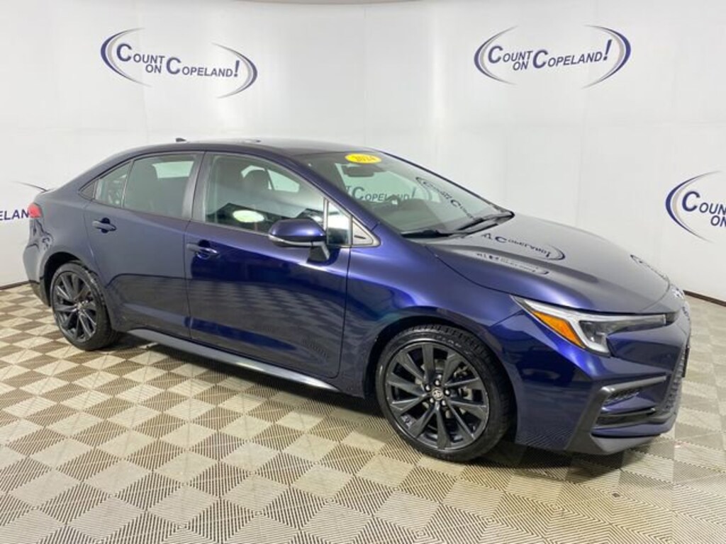 Used 2024 Toyota Corolla SE Sedan