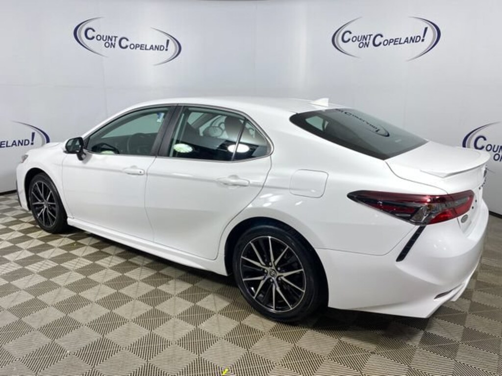 Certified 2023 Toyota Camry SE Sedan