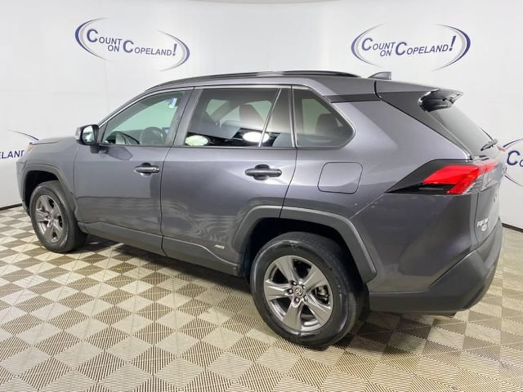 Used 2024 Toyota RAV4 Hybrid XLE SUV