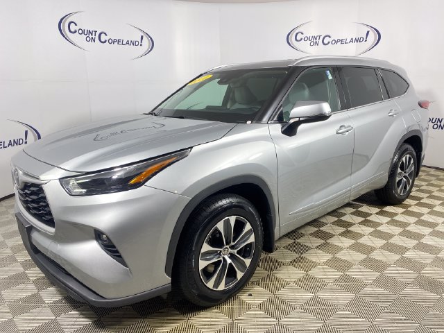 Used 2022 Toyota Highlander XLE SUV