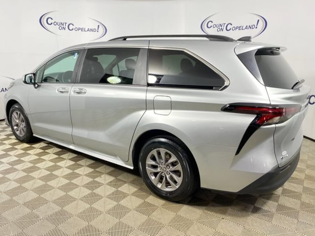 Certified 2025 Toyota Sienna XLE 8 Passenger Van Passenger Van