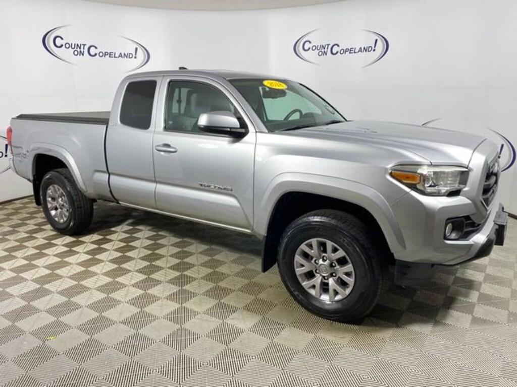 Used 2018 Toyota Tacoma SR5 V6 Truck Access Cab