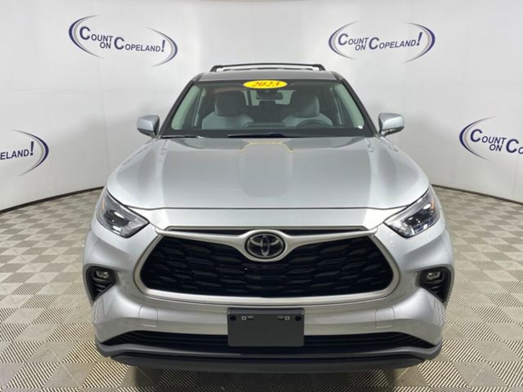 Used 2023 Toyota Highlander LE SUV