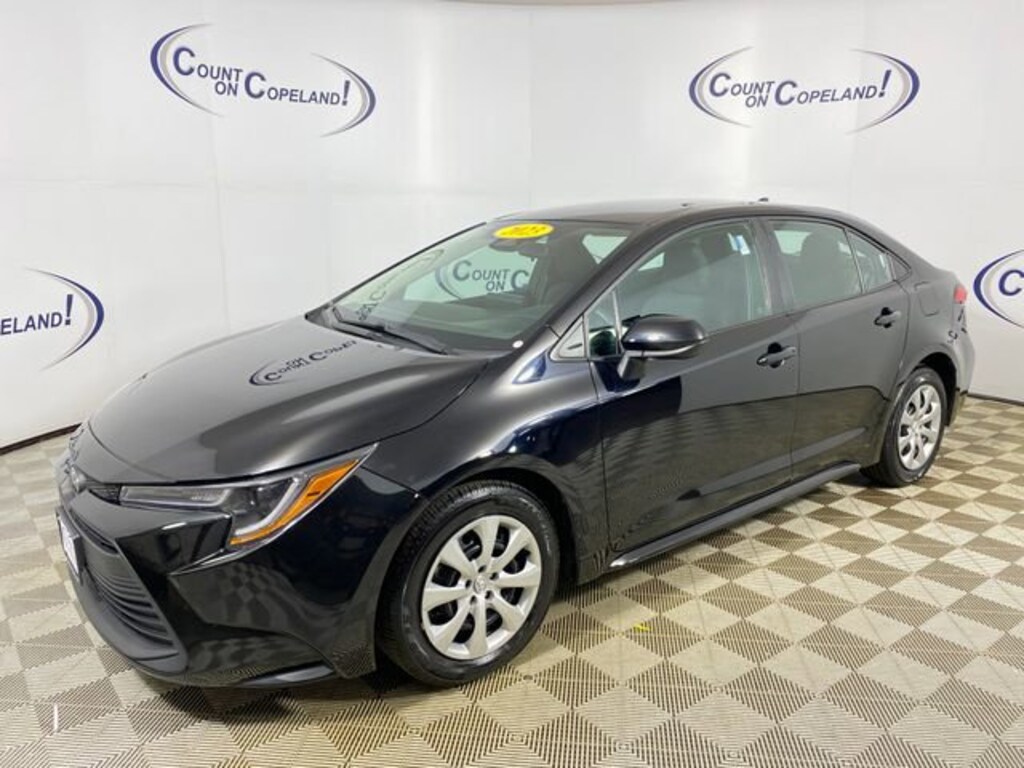 Used 2023 Toyota Corolla LE Sedan