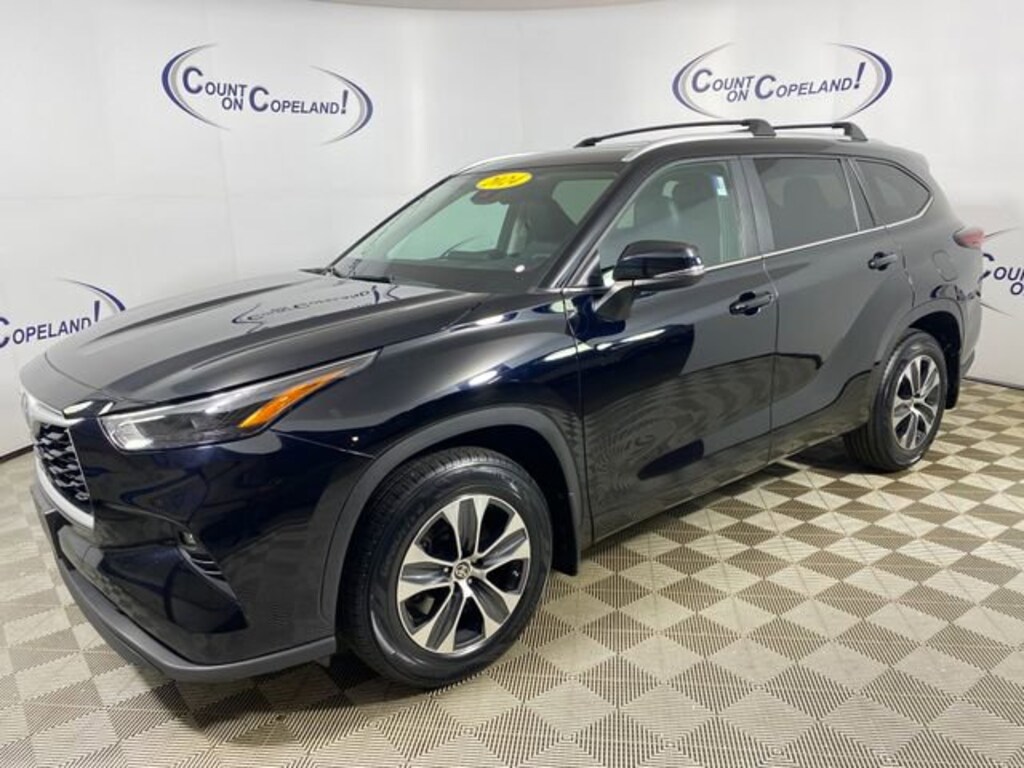 Certified 2024 Toyota Highlander XLE SUV