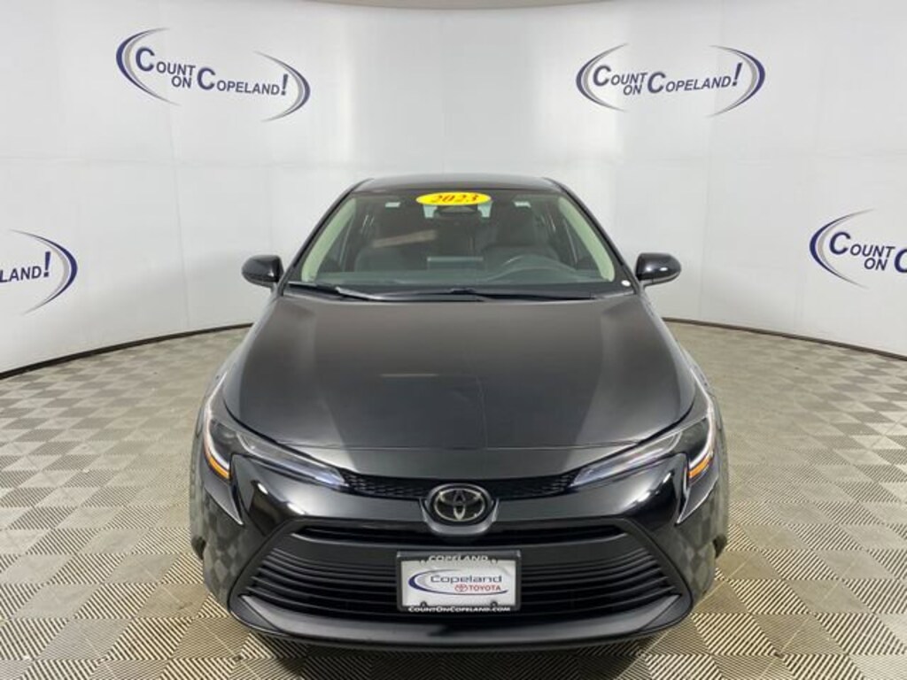 Used 2023 Toyota Corolla LE Sedan