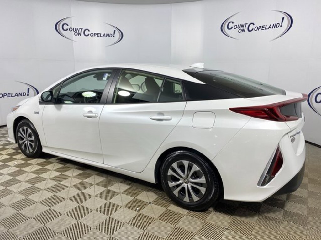 Certified 2022 Toyota Prius Prime XLE Hatchback