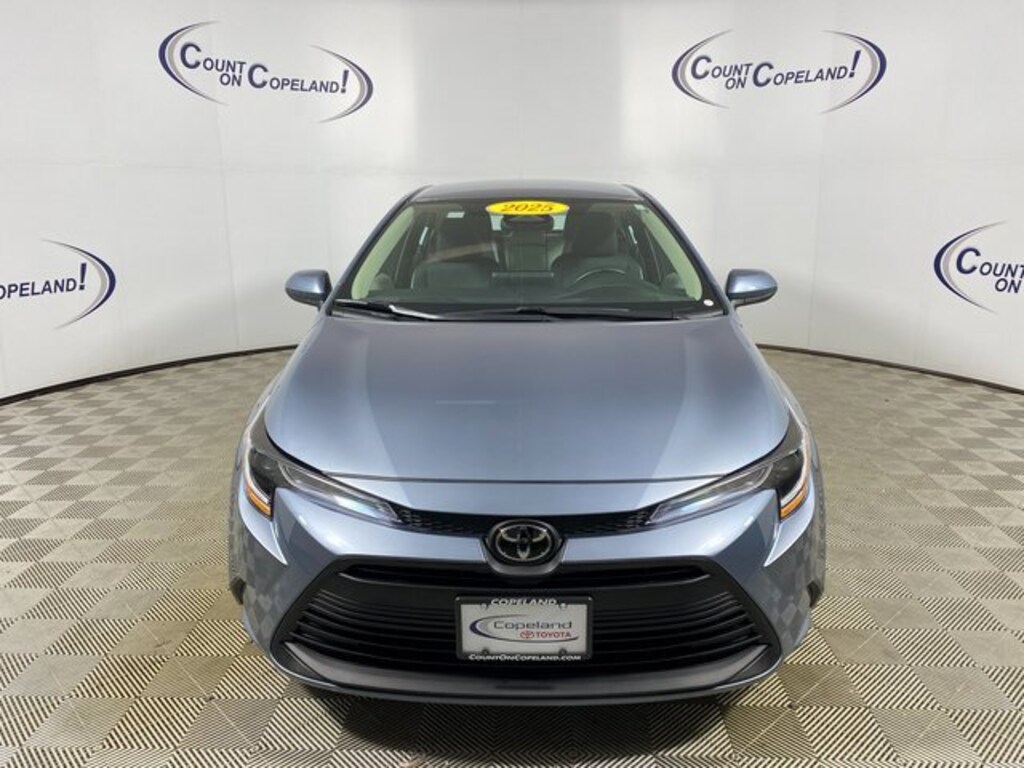 Certified 2025 Toyota Corolla LE Sedan