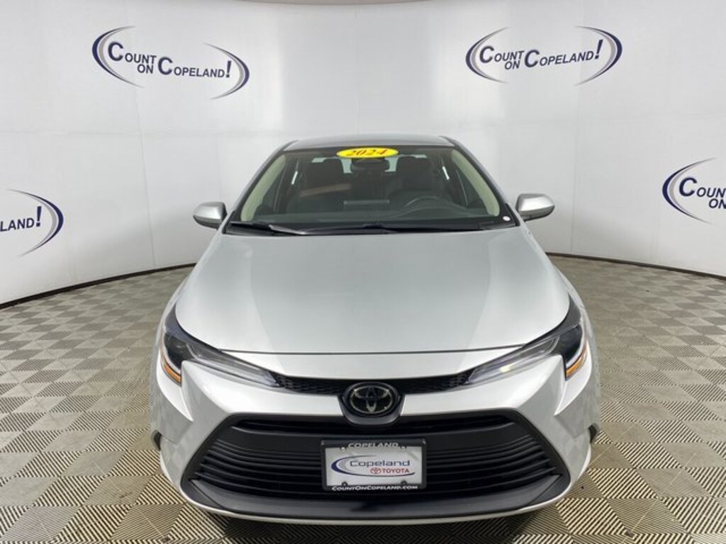 Used 2024 Toyota Corolla LE Sedan