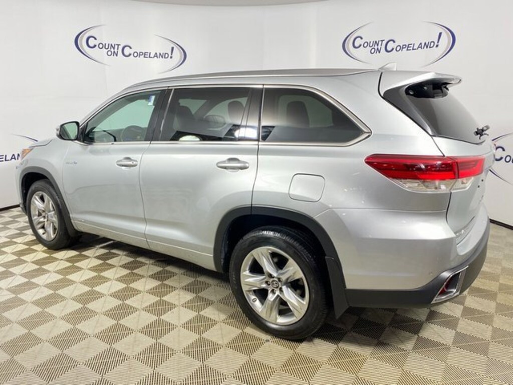Used 2018 Toyota Highlander Hybrid Limited V6 SUV