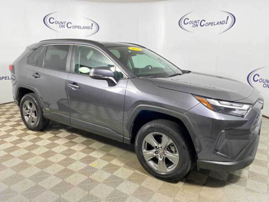 Used 2024 Toyota RAV4 Hybrid XLE SUV
