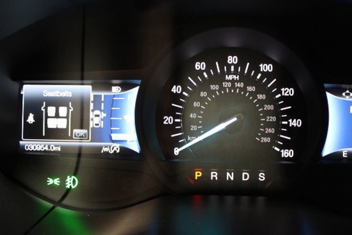 2024 Ford Edge Titanium photo 4