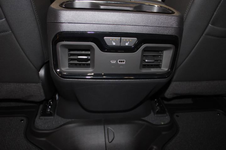 2026 GMC Sierra 1500 AT4 - Photo 24