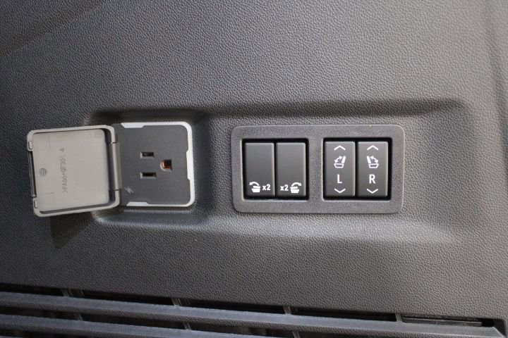 2026 GMC Yukon XL Elevation - Photo 19