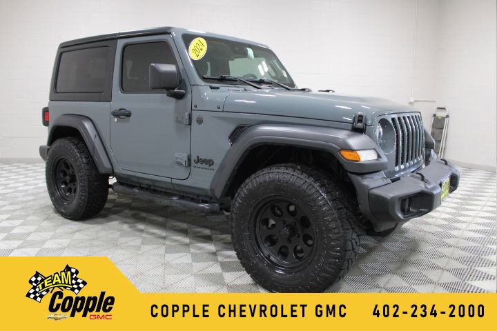 2024 Jeep Wrangler Sport S's photo