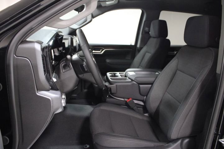 2026 GMC Sierra 1500 SLE - Photo 18