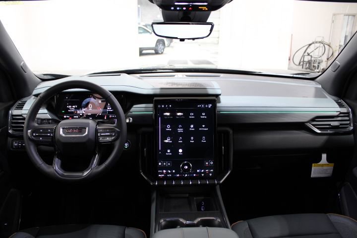 2026 Gmc Acadia AT4 photo 2