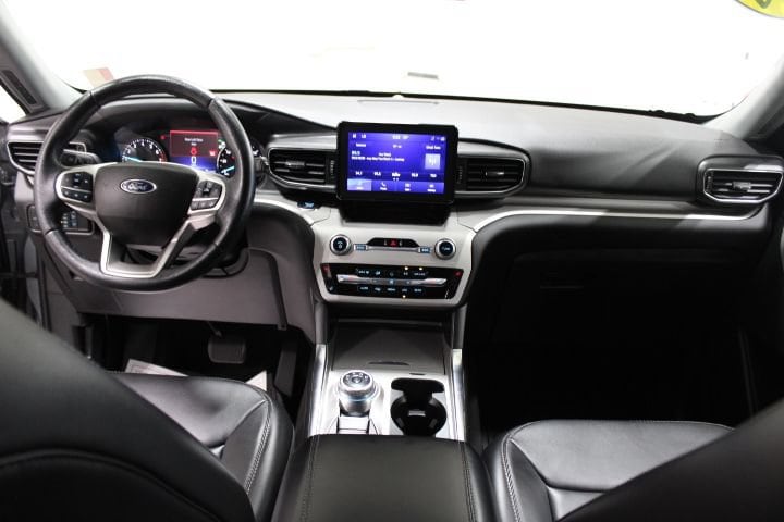 2023 Ford Explorer XLT - Photo 30