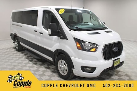 2022 Ford Transit Passenger Wagon XLT