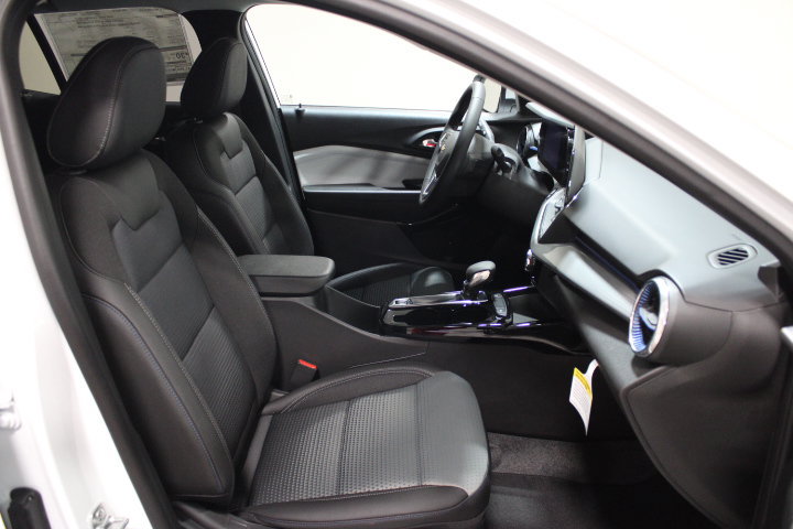 2026 Chevrolet Trax LT - Photo 24