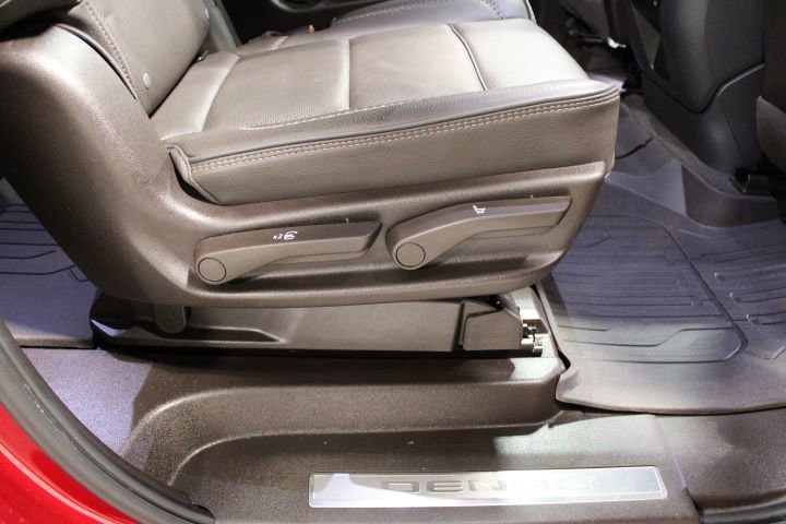 2024 GMC Yukon XL Denali - Photo 61