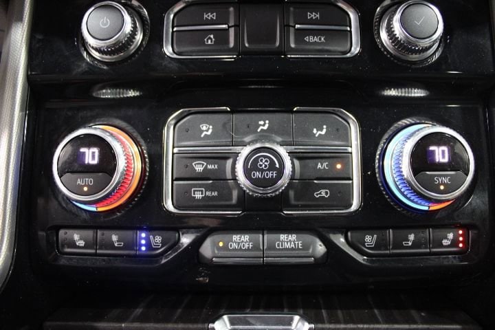 2023 GMC Yukon Denali - Photo 32