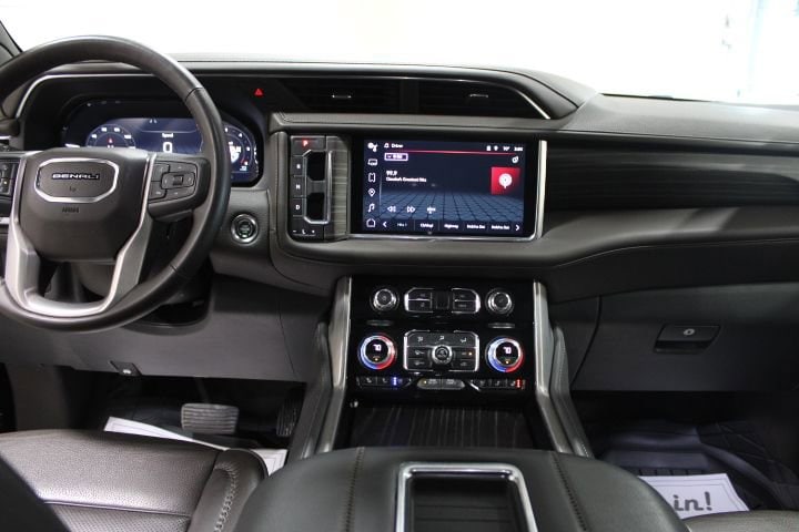 2023 GMC Yukon Denali - Photo 27
