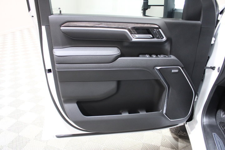 2026 Chevrolet Silverado 2500 HD LTZ - Photo 17