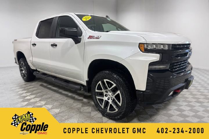 White (Iridescent Pearl Tricoat) 2020 Chevrolet Silverado 1500 LT Trail Boss Crew Cab 4WD Pickup Truck Four-Wheel Drive Automatic