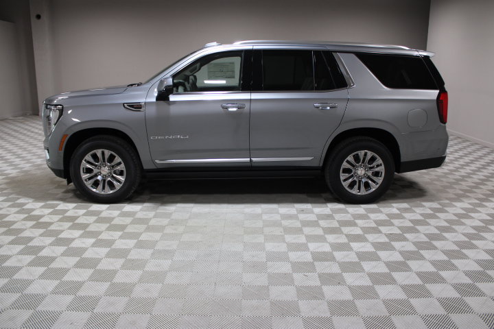 2027 GMC Yukon Denali - Photo 9