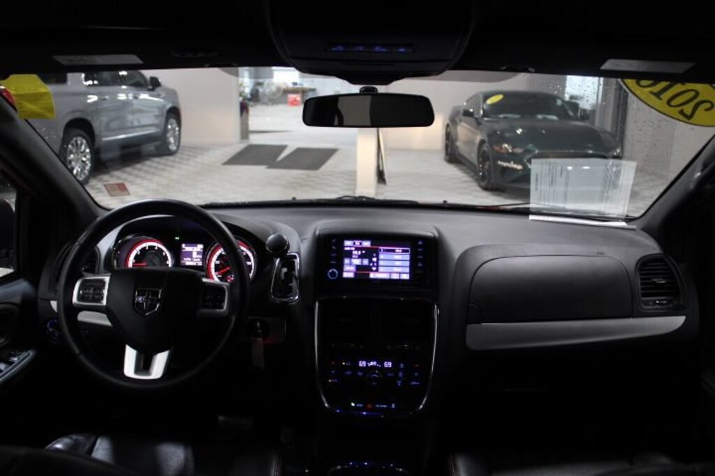 Used 2016 Dodge Grand Caravan R/T