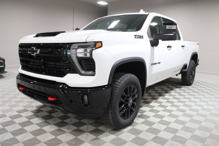 2026 Chevrolet Silverado 2500 HD LTZ - Photo 8