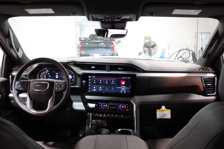 2026 Gmc Sierra 1500 Denali photo 2