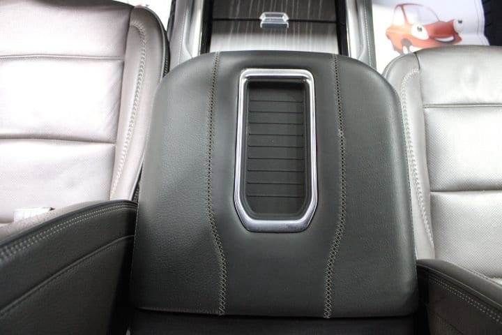2023 GMC Yukon Denali - Photo 29