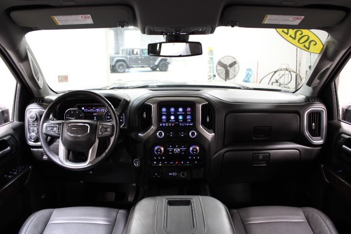 2022 Gmc Sierra 3500 HD Denali photo 2