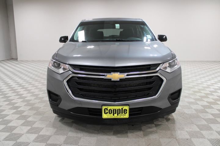 2020 Chevrolet Traverse LS photo 2