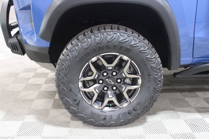 2026 Chevrolet Colorado ZR2 - Photo 41