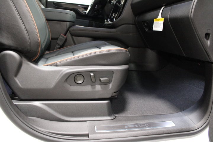 2026 GMC Yukon XL AT4 - Photo 28