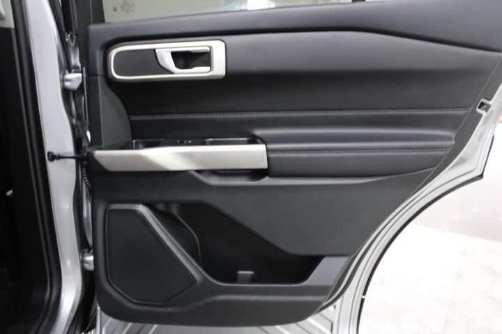 2023 Ford Explorer XLT - Photo 27