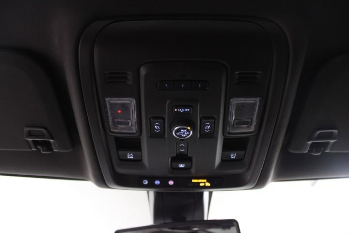 2021 GMC Yukon Denali - Photo 43