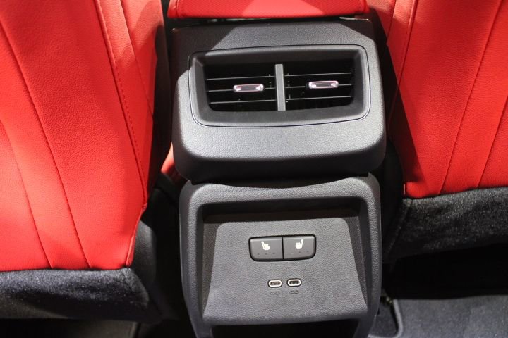 2026 Chevrolet Equinox EV RS - Photo 16
