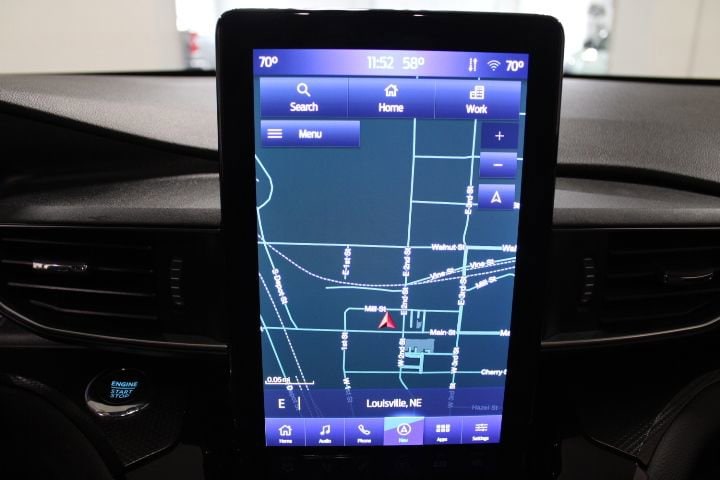 View vehicle photo 4