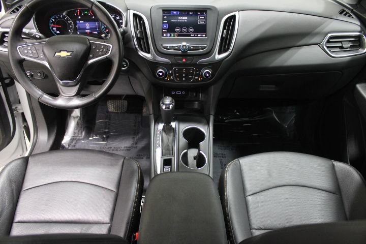 Used 2021 Chevrolet Equinox LT with VIN 3GNAXUEV3MS175618 for sale in Louisville, NE