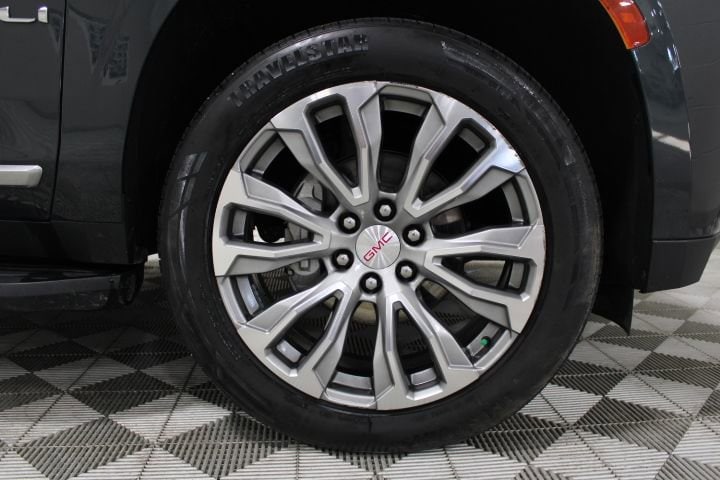 2021 GMC Yukon Denali - Photo 45