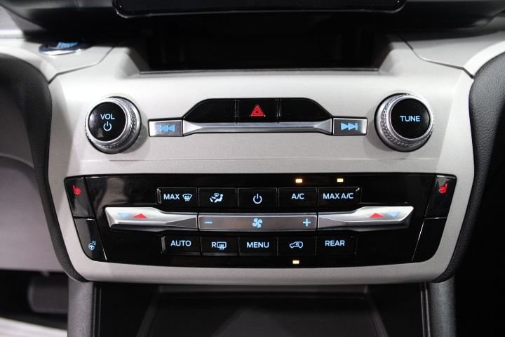 2023 Ford Explorer XLT - Photo 36