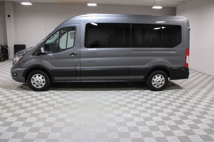 2023 Ford Transit Passenger XL photo 4