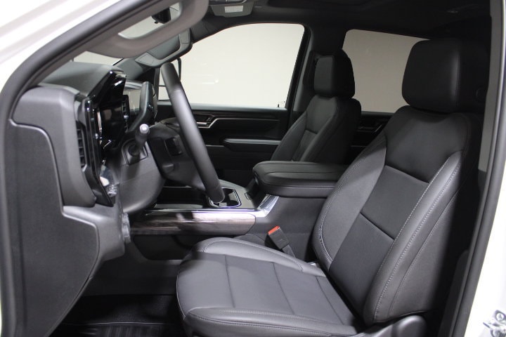 2026 Chevrolet Silverado 2500 HD LTZ - Photo 19