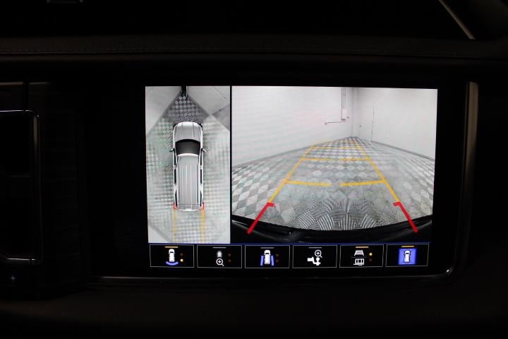 2023 GMC Yukon Denali - Photo 49